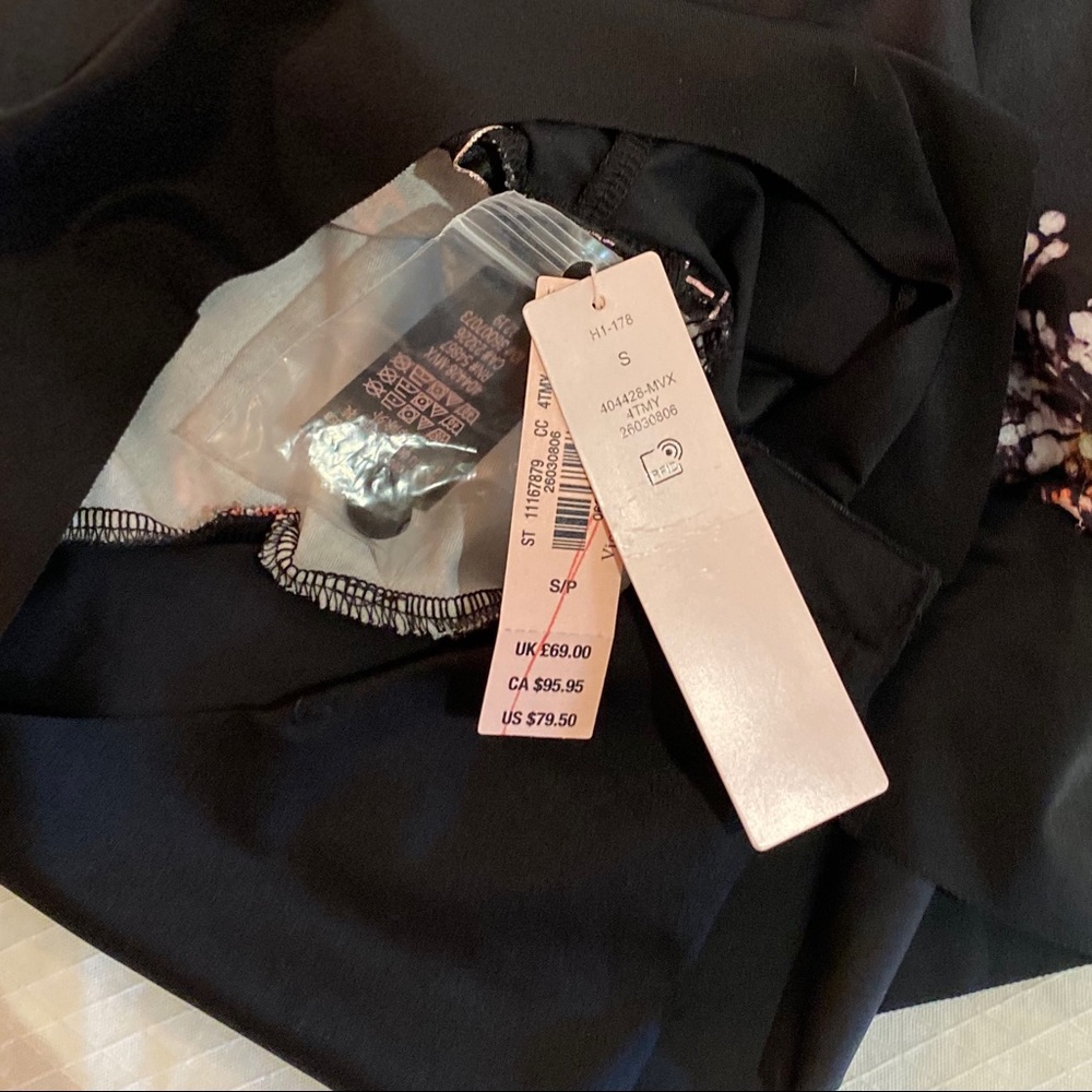 NWT! Victoria's Secret Satin Bodysuit - Picture 6 of 7